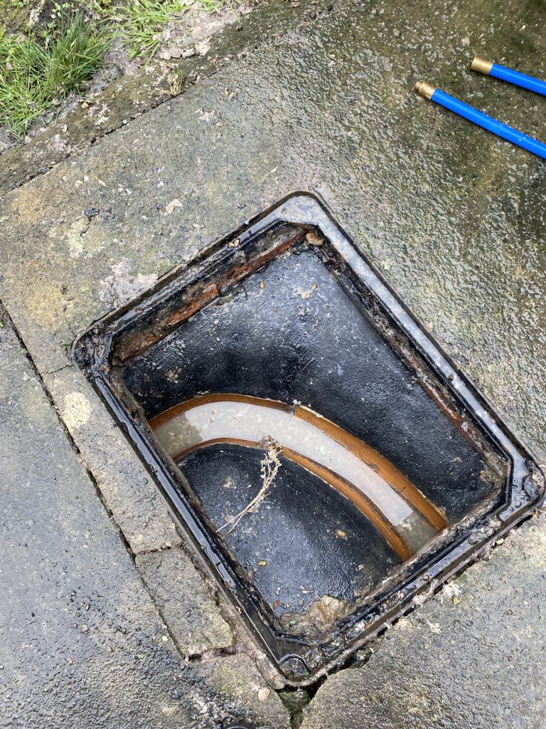 Emergency drain unblocking